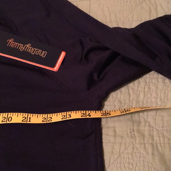 25% ALL.NWT One Day Away Men’s Navy Blue 1/4 Zip Pullover XL. Polyester & - Picture 5 of 6